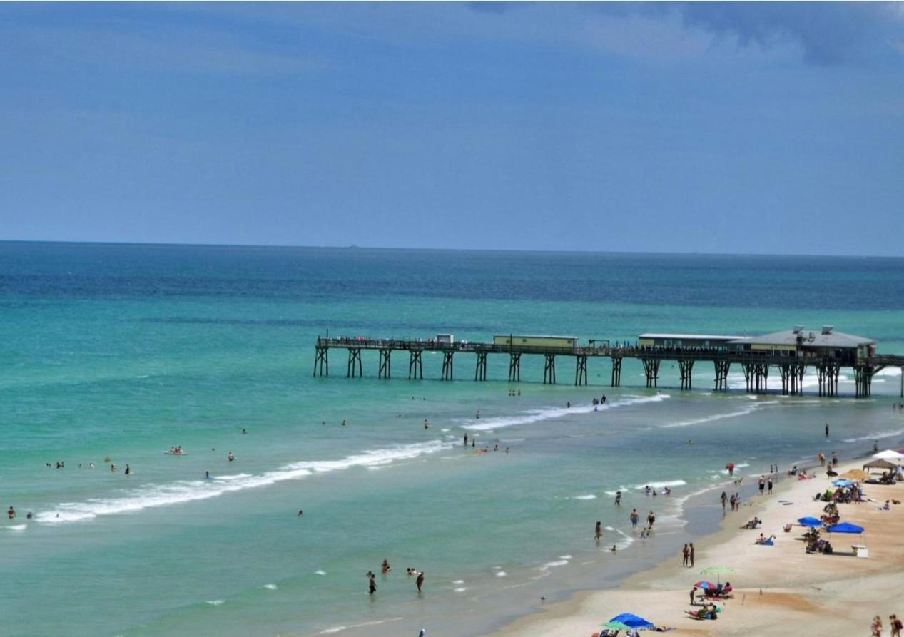 Beach Oasis 704 Lovely Daytona Ocean Front For 5 Sleeps Up To 12 Daytona Beach Exterior photo