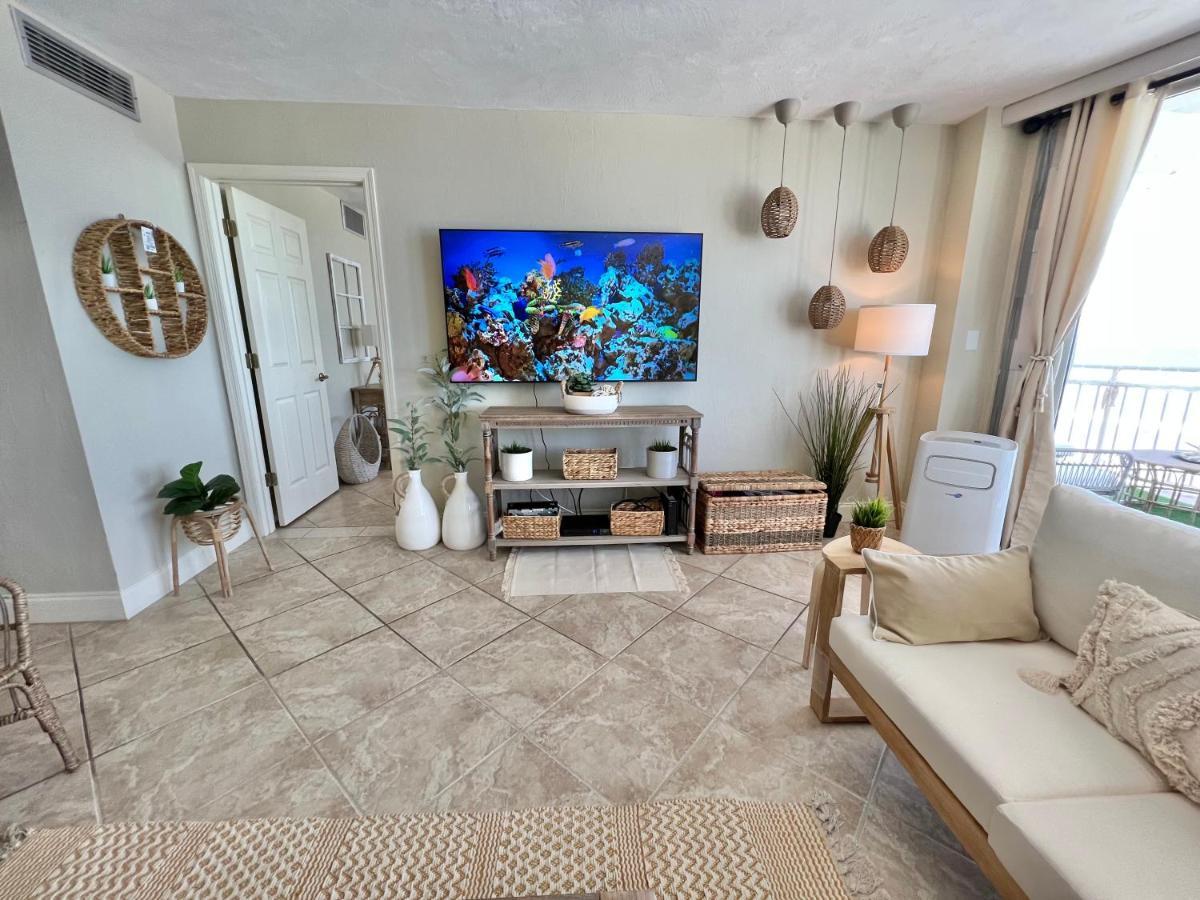 Beach Oasis 704 Lovely Daytona Ocean Front For 5 Sleeps Up To 12 Daytona Beach Exterior photo